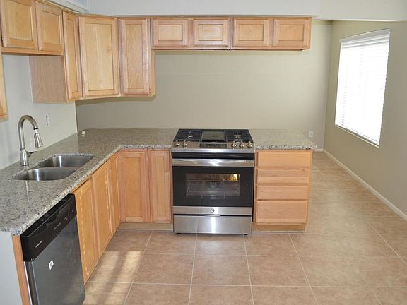 4th image of 5311 N 77th Dr