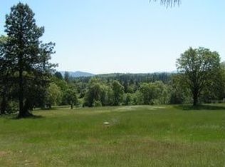 420 Donet Ln, Merlin, OR 97532