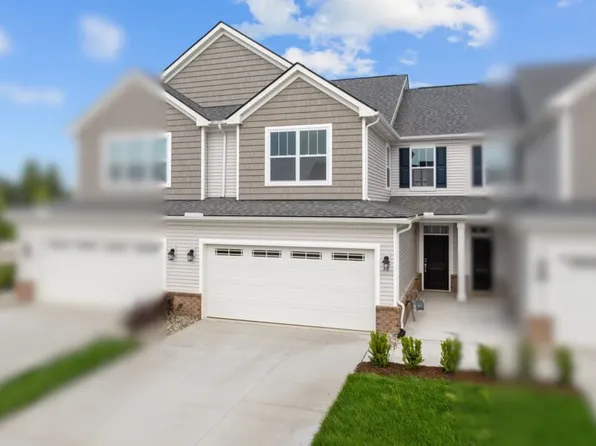 1502 Salt Springs Dr, Saline, MI 48176