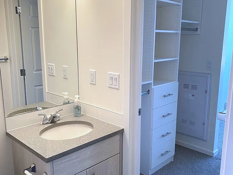 298 N Sage Meadows Park NW — Photo 6