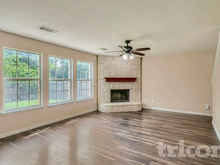 5281 Placid Dr — Photo 17