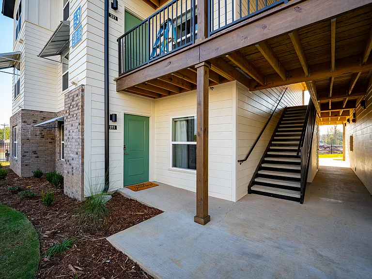 Brentwood Apartments — Photo 54