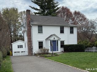 1482 Bronson Rd, Fairfield, CT 06824