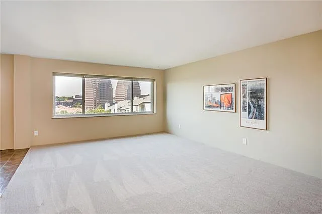 4550 Warwick Blvd #909 — Photo 3