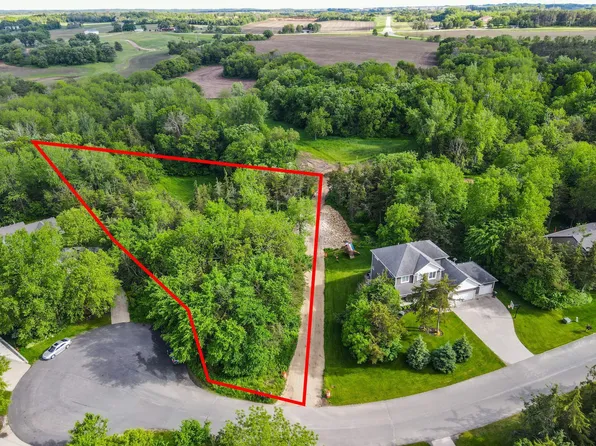 950 Cedar Point Ln SE, Oronoco, MN 55960