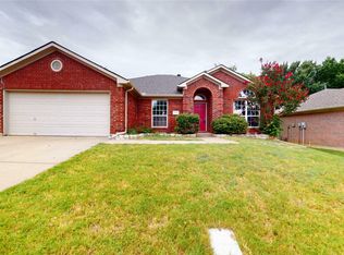4914 Saddlehorn Dr, Arlington, TX 76017