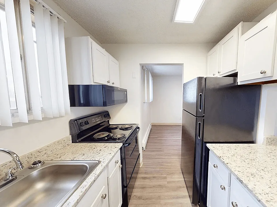 Granite-Inspired Countertops