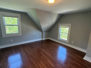52 Henry St #3R, New Haven, CT 06511