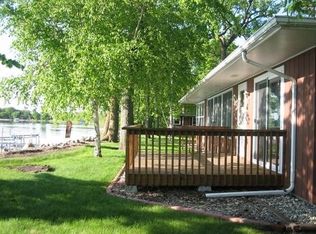 416 S Shore Dr, Detroit Lakes, MN 56501