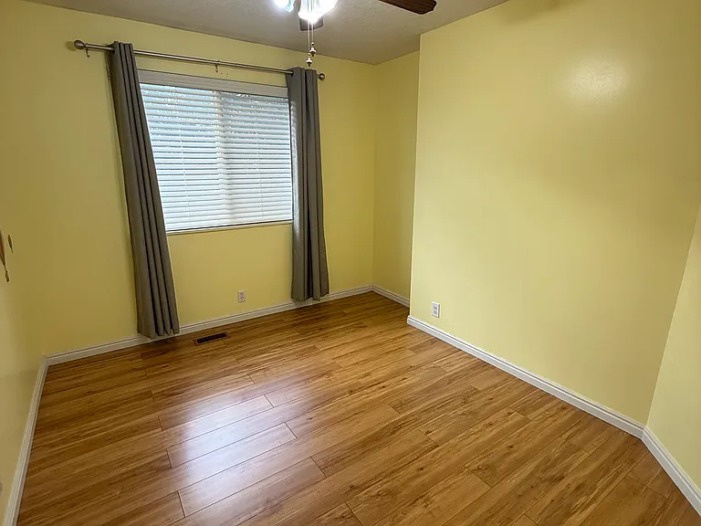 10832 S Fruitwood Ct — Photo 17
