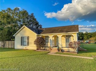 7380 Clover Dr, Irvington, AL 36544