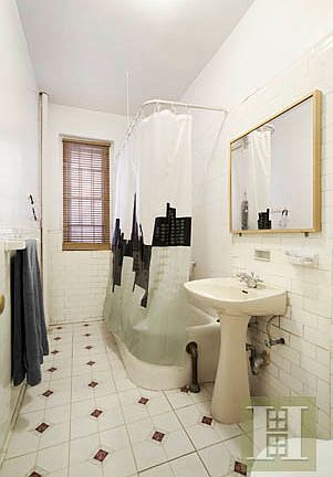 4th image of 811 Walton Ave APT C20