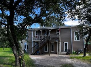 118 Myrtle Ln, Rockport, TX 78382
