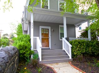 232 Simpson Rd, Ardmore, PA 19003