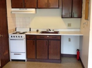 416 N Annie Glidden Rd APT B6, Dekalb, IL 60115