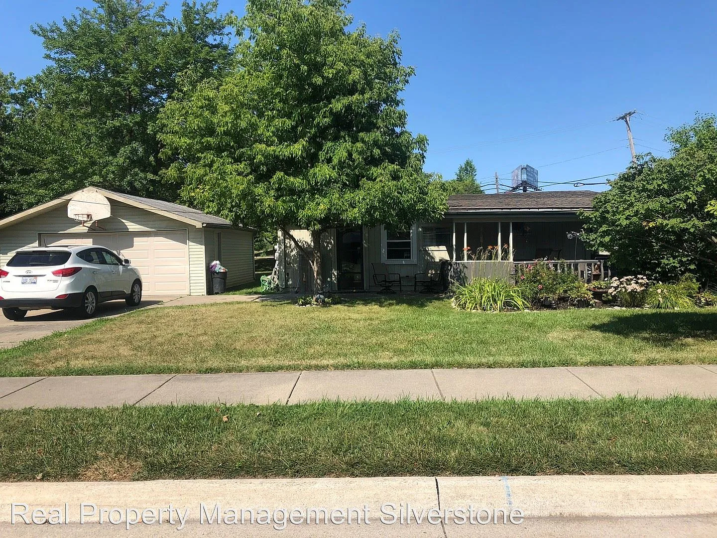 21104 Masonic Blvd photo 1