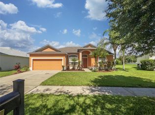2722 Abbey Grove Dr, Valrico, FL 33594