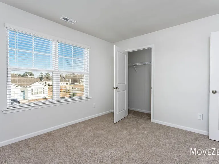 179 N Farmhouse Dr — Photo 36