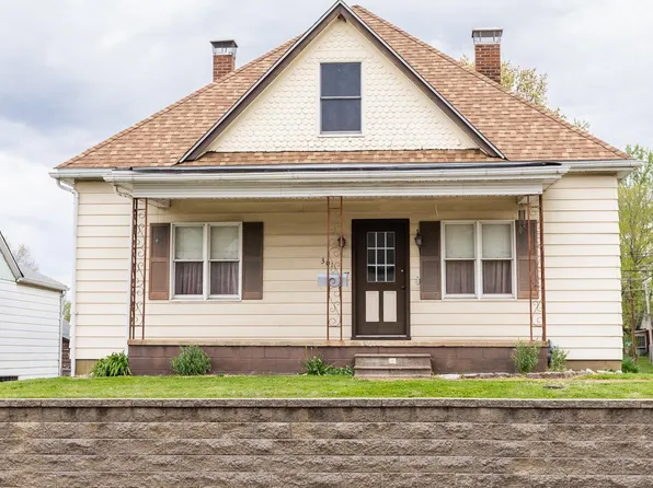 301 S 17th St, Belleville, IL 62226