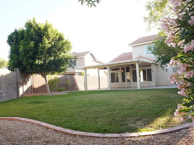 1231 N Firehouse Ct — Photo 28