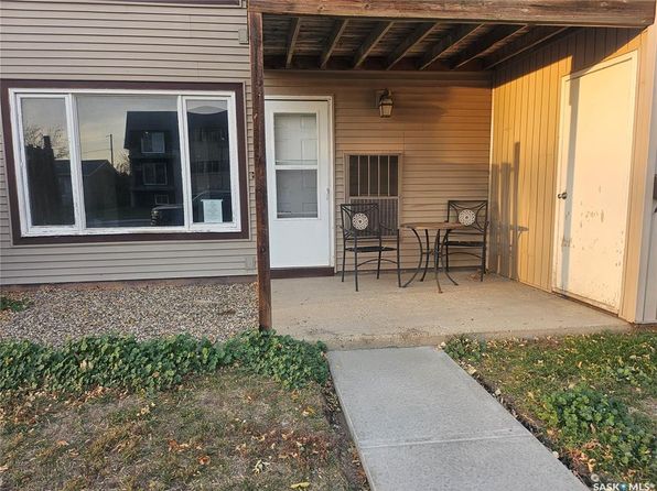 UNIT 104-521 Albert STREET, Estevan, SK S4A 2E3