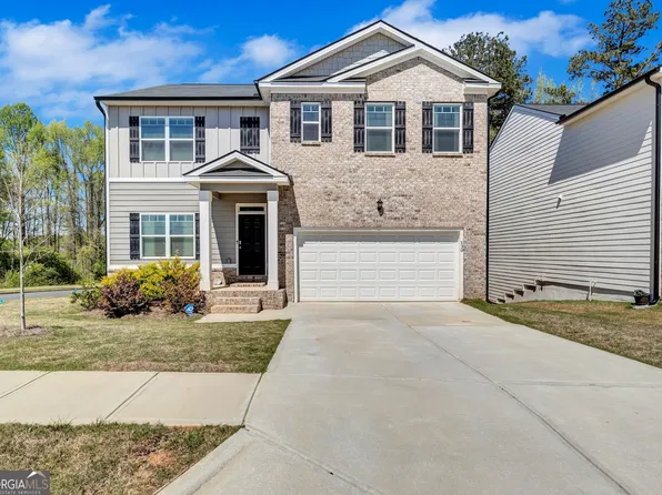 130 Silver Birch Pass, Newnan, GA 30265