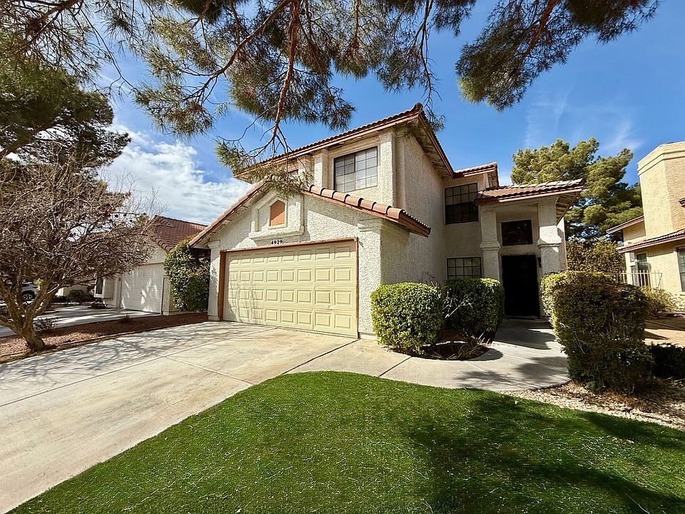 1st image of 4929 Fiesta Lakes St