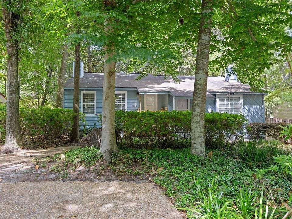 1st image of 217 Parkbrook Cir