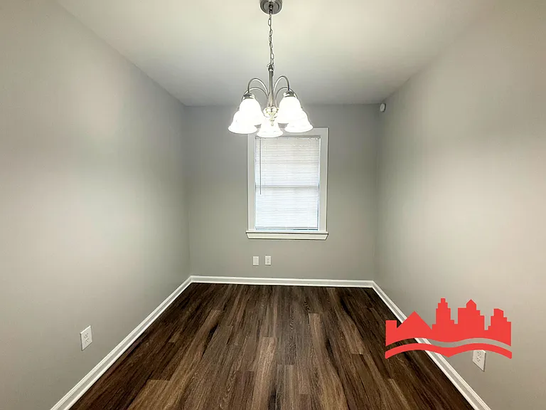3575 Kensett Dr — Photo 7