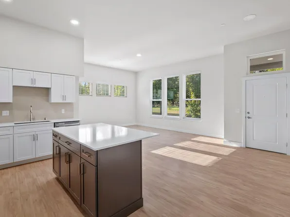 350 North Apartments