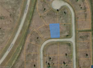 624 Marcella St, Banyan Village, FL 33935