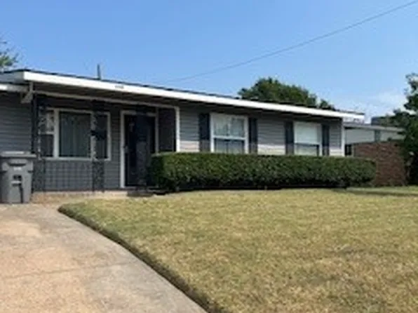 11939 Hoblitzelle Dr, Dallas, TX 75243
