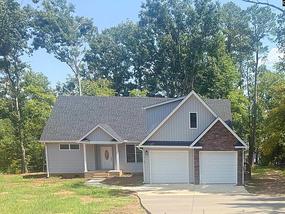 2nd image of 193 Lands End Ln