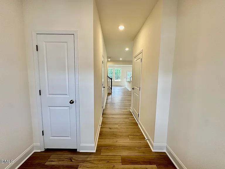 951 Kensley Grove Ln — Photo 5