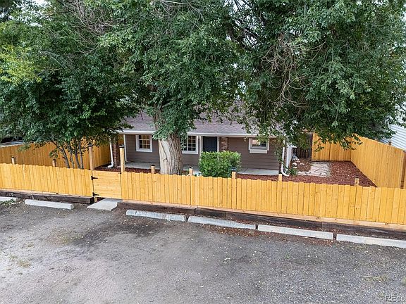 5th image of 1240 S Navajo Street
