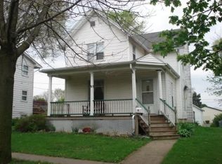 141 N Stott St, Genoa, IL 60135