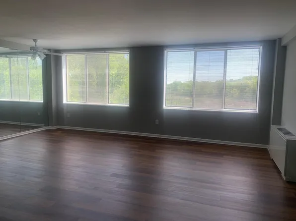 6631 Wakefield Dr, Alexandria, VA