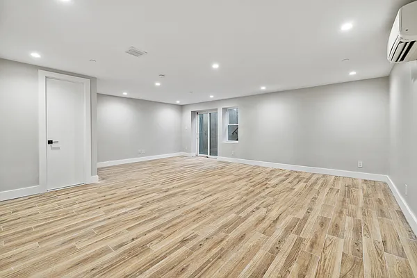 Rented by Brown Harris Stevens | media 15