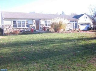 155 Clover Cir, Southampton, PA 18966