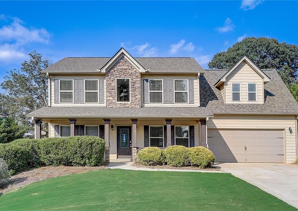 1st image of 414 Woodbriar Dr