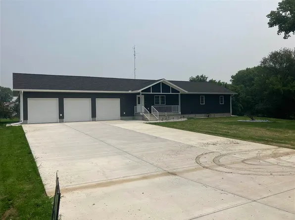 211 Old Hadar Rd, Norfolk, NE 68701