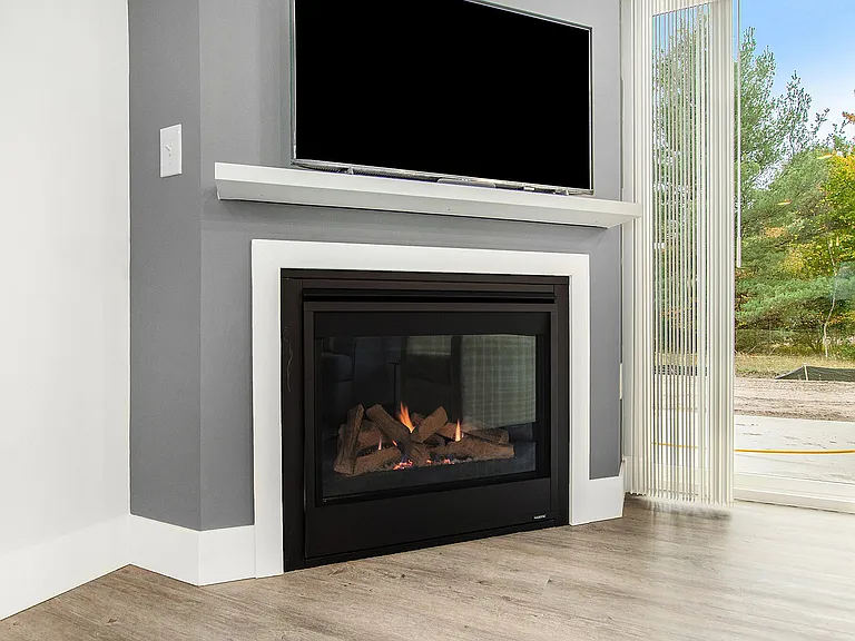 SummitTownhomes_3Bedrooms_Fireplace