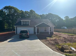 500 Cemetery St, Cowpens, SC 29330