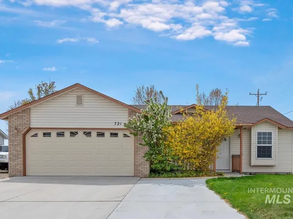 721 Valley St, Middleton, ID 83644