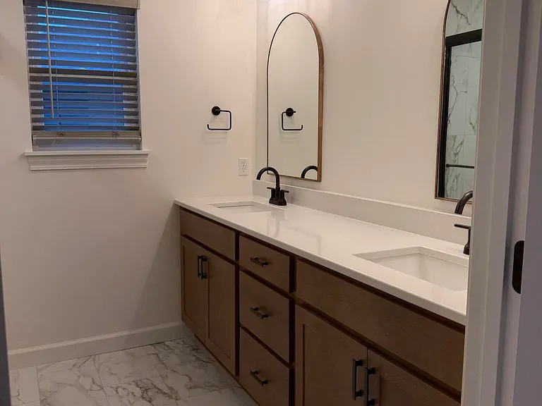 15285 General Dr — Photo 3
