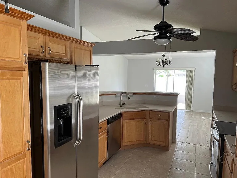 8196 Westfield Cir — Photo 4