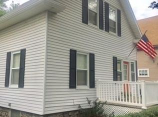 28 Harold St, Worcester, MA 01604