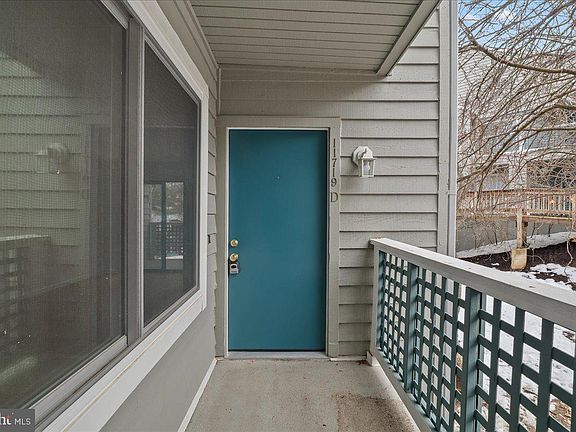 3rd image of 11719 Summerchase Cir