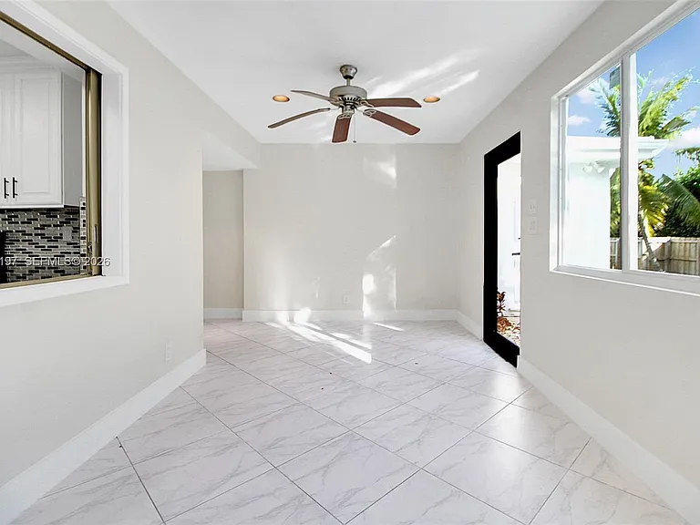 5300 Adams St — Photo 16