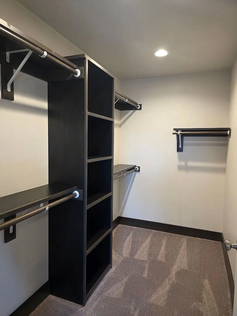 Brand New 3 Bed 2 Bath with double attached garage in Belgrade — Photo 4